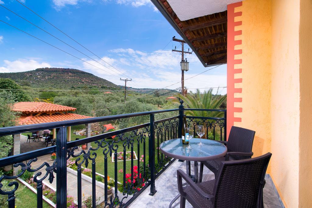 Pension Maria Astris Exterior photo